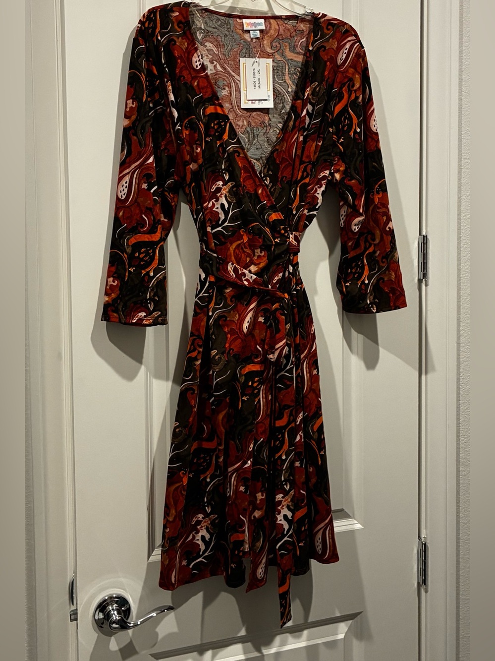 LuLaRoe Wrap Dress with Red & Black Abstract Swirl Print NWT 2XL